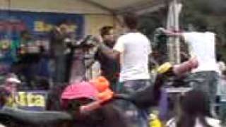 Afg Sommerfest 2010  Najib W Und Jungs tanzen mit afghanischer Fahne [upl. by Artina283]