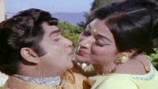 Koduku Kodalu Songs  Nuvvu Nenu  ANR  Vanisri  Lakshmi [upl. by Ern826]