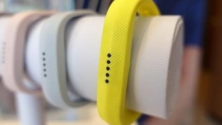 How to Set Up FitBit Flex 2 Quick and Short [upl. by Sivar]