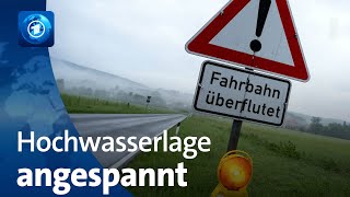 Unwetter So entwickeln sich Regen Hochwasser und Überschwemmungen [upl. by Enaed769]