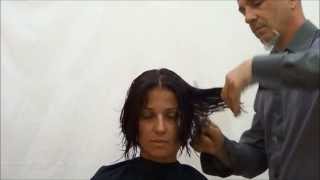 Taglio corto sfilato a forbice  short haircut [upl. by Brest]