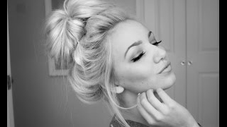 PERFECT EASY MESSY BUN TUTORIAL WITHOUT SOCKDONUT [upl. by Snebur]