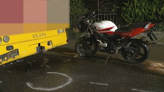 Gossau SG Motorrad prallt in Postauto [upl. by Eciram387]