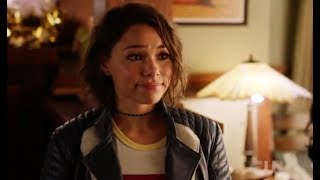 The Flash 5×01 Nora Allen introduces herself to Team Flash [upl. by Mcloughlin]