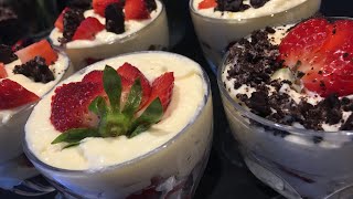 Verrine fraise 🍓 Oreo تحلية بالفريزة والاوريو [upl. by Olnay]