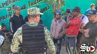 Sedena argumenta presencia de bombas molotov para realizar revisión a migrantes en Gómez Palacio [upl. by Ominorej785]