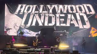 Hollywood Undead Bullet with Sweet Caroline intro Tampa Amphitheater 824 [upl. by Tavia]