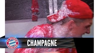 Champagne shower for Schweinsteiger from Ribery  Sektdusche von Ribéry an Schweinsteiger [upl. by Ahsiri]