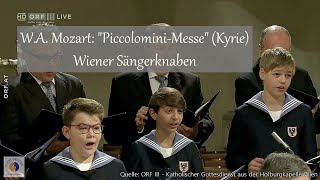 WA Mozart quotPiccolominiMessequot Kyrie  Wiener Sängerknaben [upl. by Joktan]