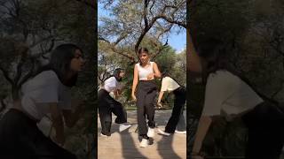 kaliyon jaisa husn jo paya full lyrics song  bollywood Song lyrics  Shikha Jalalpur dance song [upl. by Michi25]