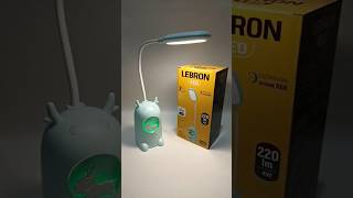 Настольная LED лампа с аккумулятором Lebron 151358 USB 4W quotолененокquot с RGB ночником 4100K 1200mAh [upl. by Aihsar]