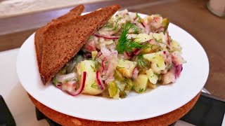 ВКУСНЕЙШИЙ салат с селёдкой quotДЕРЕВЕНСКИЙquot [upl. by Noswal665]