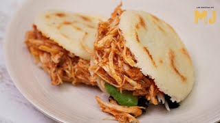 AREPAS DE POLLO CON SALSA BARBACOA  Un relleno para todo [upl. by Larred449]