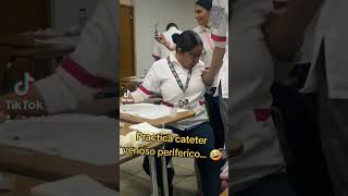 Práctica colocación de cateter periferico 💉✅️🤣 [upl. by Kym]