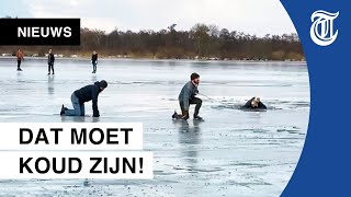 Schaatsers zakken door ijs in Loosdrecht [upl. by Pufahl874]