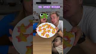 YA ATAU TIDAK ⁉️ funny candy challenge family fun permen challenge gummy prank gummybear [upl. by Ariajaj]