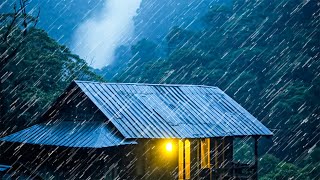 雨声助眠  睡得好有大雨和夜间迷雾森林中的金属屋顶上的雷声大雨  Rain sounds for sleeping 39 [upl. by Moreta]