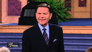 ¡Dios Te Ha Dado el Poder Para Ocupar Tu Lugar  Kenneth Copeland [upl. by Leeban651]