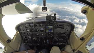 Cessna Skylane at 19000ft  cockpit video  must see [upl. by Hanas]