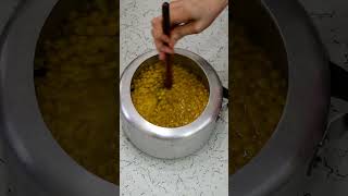 Sindhi Dal Pakwan in Rajasthani Style  दाल पकवान एकदम स्वादिस्ट भोजन dalpakwan shorts [upl. by Gravante]