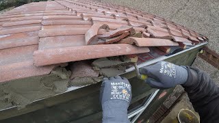 Cementing the verges to complete a tiled roof The old boy method [upl. by Wester281]