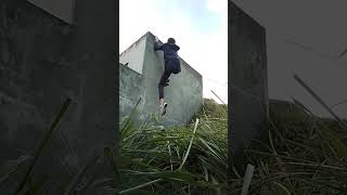 Nouveau record passe muraille challenge parkour sports parkourlife [upl. by Baerman]