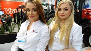 Piękne hostessy na targach AGROTECH Kielce 2016 [upl. by Tomkin]