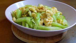 Stirfry Celery with Eggs  蒜香芹菜炒鸡蛋 [upl. by Rupert]