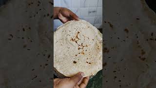 टम्म फुगलेली ज्वारीची खरपूस भाकरी  jwarichi bhakri recipe  how to make jwarichi bhakri [upl. by Laughry722]