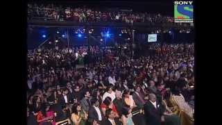 Ritesh And Genelias PerformanceFilmfare Awards 2012 Avi [upl. by Clarance]