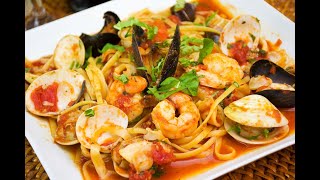 Spaghetti allo scoglio [upl. by Nnylyrehc333]