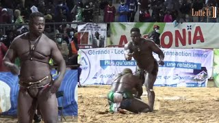 KO explosif  Combat Valdo vs Thiatou Walo  25 décembre 2023 [upl. by Kumler]