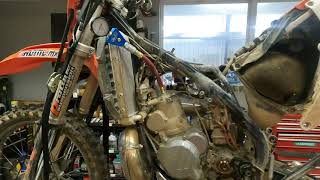 2018 KTM 300 XCW with 90 Hours  Lets do a compression test [upl. by Andromada10]