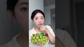 Mukbang cùng Quỳnh Truong ăn theo icon 🥗🥬🍇mukbang food eating xuhong trending shorts [upl. by Olonam]