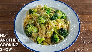 MY METHOD for making SPAGHETTI with BROCCOLI GARLIC AND OIL [upl. by Atinnod]