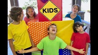 Hide and Seek Rainbow Lockers with Sign Post Kids and Mommy [upl. by Hacim]