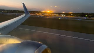 United Airlines Boeing 737724  SHORT FIELD ROCKETING Takeoff amp Climb from Traverse City [upl. by Lukey278]