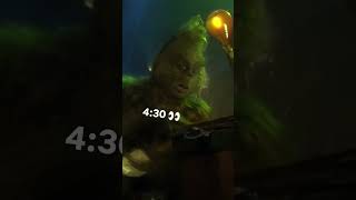 El Grinch 🎄 En una divertida escena el Grinch revisa su apretada agenda llena de planes [upl. by Jarlath]