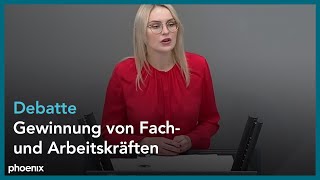 Bundestagsdebatte zur Gewinnung von Fach und Arbeitskräften im Inland am 141022 [upl. by Zizaludba]