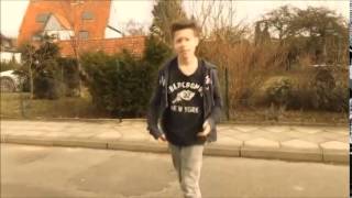 Die Lochis Ich bin Blank Parodie [upl. by Suoivatnod]