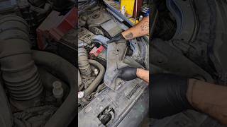 Easy Battery Replacement Mitsubishi Lancer automobile youtubehighfive diy nostart [upl. by Fotinas484]