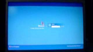 Macbook Pro Boot Windows XP Pro [upl. by Nayrb]