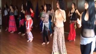 Iraqi dance رقص عراقيIraqi Dancer Assala Ibrahim in Mexico [upl. by Yekcim]