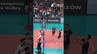 He was hanging in the air for that pipe attack 🏐🦾🤯 europeanvolleyball volleyball cevvolleyball [upl. by Naxor]