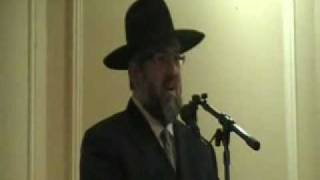 Rabbi Pinchos Lipschutz Speaking at the Kinnus in Lakewood [upl. by Sigmund]