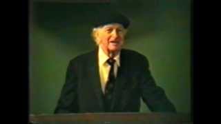 Dr Linus Pauling on Vitamin C and Heart Disease Stanford Medical School  27 Feb 92 [upl. by Rains134]