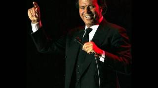 Julio Iglesias  Due Pazzi D Amore [upl. by Groot]