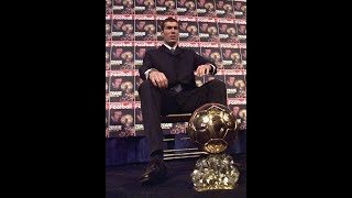 تتويج زين الدين زيدان بالكرة الذهبية Zidane Ballon dOr Golden Ball [upl. by Naesed]