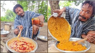 Father Ankrah hot Cocoyam Porridge Recipe 😋 😎 [upl. by Killam]