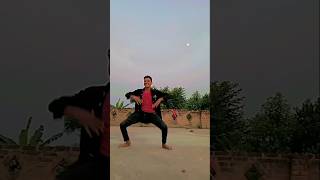 Aao ये Rani Se jariya per Sati ke Suta pajariya Ho bhojpuri dance viral Short video shorts 👯 [upl. by Ennayhc117]